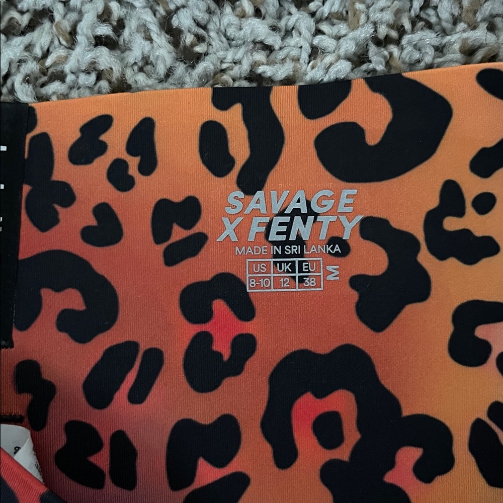 Savage X Fenty Leopard Print Sports Bra and Leggings Set - Picture 4 of 6